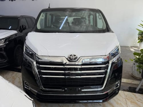 Toyota Granvia VIP Premium 2026