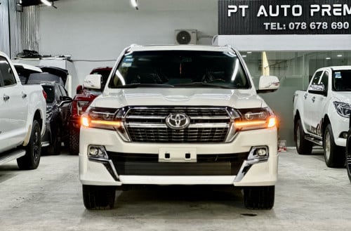 Toyota Land Cruiser 2011 60th Anniversary Up 2021