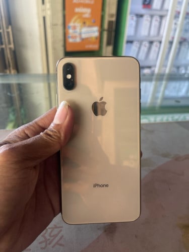 XsMax ជាប់ អេក្រង់ថ្មី 45$ ដាច់