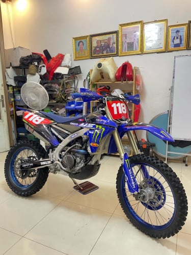 Yz fx250 ឆ្នាំ017 លក់3690$ ចចារ