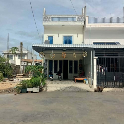 ផ្ទះលក់នៅតាខ្មៅ