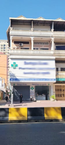 ផ្ទះអាជីវកម្មសម្រាប់ជួលនៅម្តុំសាលាសន្ធរម៉ុក,ទួលគោក