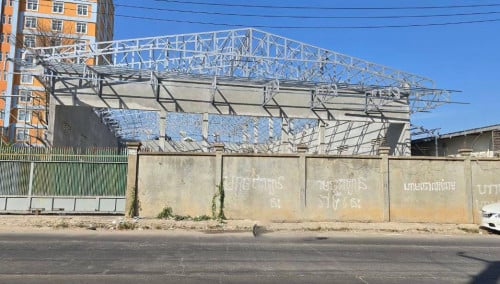 ឃ្លាំងថ្មីសម្រាប់ជួល លើផ្លូវធំសែនសុខ