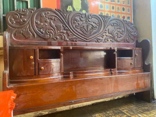 គ្រែមួយទឹក