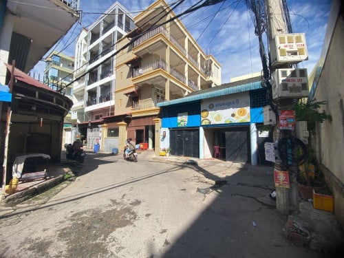 ផ្ទះលក់បន្ទាន់ 093318781 មានបន្ទប់ជួល ជាប់វិទ្យាស្ថានពហុបច្ចេកទេសព្រះកុសុមៈ (PPT)