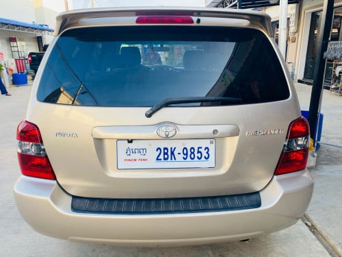 កំពូលថ្មីទិញពីរម្ចាស់ដើមទី1ផ្ទាល់Highlander 2005 V4 ប៉ុង1 ទឹកមាសថ្នាំស្រុីនច្រើនផែនលំដាប់មេ