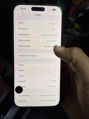 លក់16 pm pass 512g ប្រេីបានតែwifi​ ភ្ចាប់ទៅទូរសព្ច័មួយទៀតបាន ដូច​ រូបចង់បានឆាត