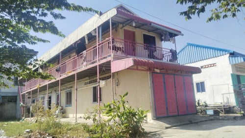 ផ្ទះជួលតម្លៃ33000$ចរចារប្លង់រឹង មាន8បន្ទប់ មានចំណូលស្រាប់ នៅឃុំពើកស្រុកអង្គស្នួល ខេត្តកណ្តាល