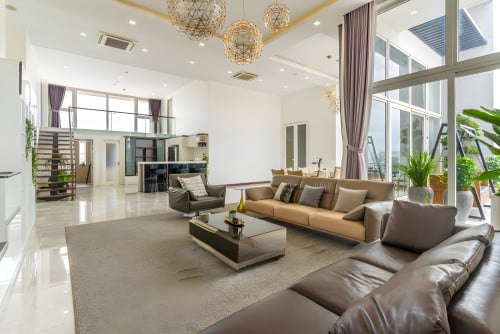 𝐅𝐨𝐫 𝐑𝐞𝐧𝐭: 4-Bedroom Penthouse For Rent- Near Russian market