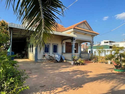 ផ្តះវីឡាលក់ក្រោមទីផ្សារជាក់ស្ដែង40%នៅកណ្ដាលក្រុង