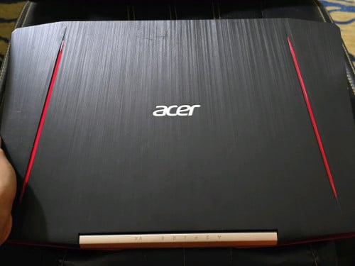 លក់ Acer VX 15 i7 GTX 1050 ram 16g storage 1T+250