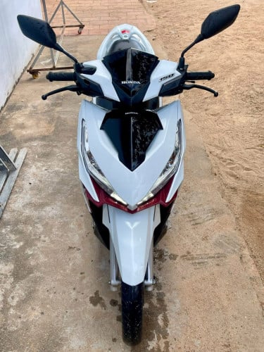 ត្រូវ​ការ​ទិញ​ click​-016-017ពីអ្នកប្រេី