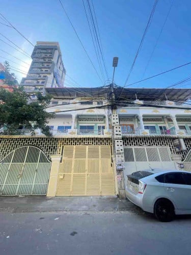 ផ្ទះសម្រាប់លក់នៅទួលទំពូង | House for sale at Toul Tumpung