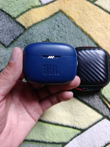 កាស JBL
