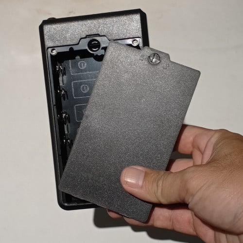 ប្រអប់ Powerbank ប្រើជាមួយថ្ម 18650 ចំនួន6កូន