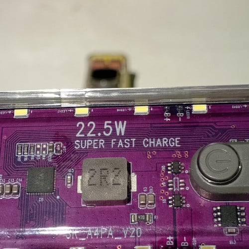 ប្រអប់Powerbank ដាក់ថ្ម 18650 បាន8កូន