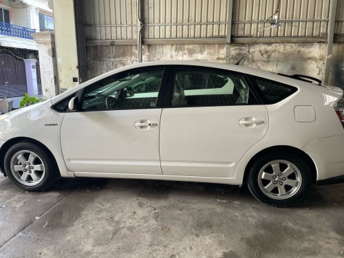 ឡានលក់PRIUS2007ហ្វូmomក្រដាស់ពន្ធ័មហាថ្មី