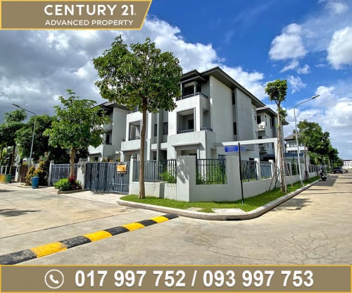 🏘 វីឡាភ្លោះ កែង(Twin ) ក្នុងបុរី ជីបម៉ុង50ម ត្រូវការលក់បន្ទាន់ខ្លាំង