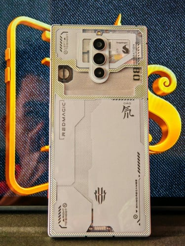 📱REDMAGIC 8Pro / Global  💾RAM12G+12G/Storage256G✅នៅស្អាត98%(លក់មានការធានាត្រឹមត្រូវ)