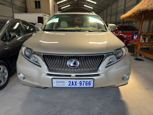 450h 011 Full Option ប៉ុង​2 ពណ៌​ទឹកមាស​ ក្នុងលឿង​ដោះគោ