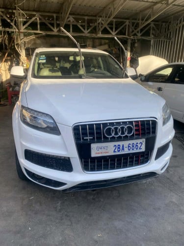 Audi Q7 2011 សាំង ឡានស្អាត អាចបង់រំលោះសុទ្ធ