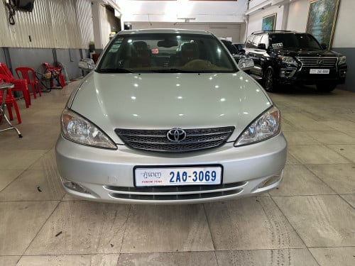 Camry 02 XLE Full options