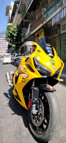 CBR650R