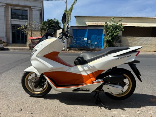 Honda pcx 150cc