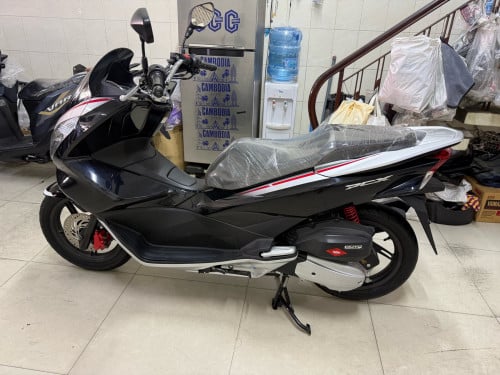 Honda pcx Japan new98%