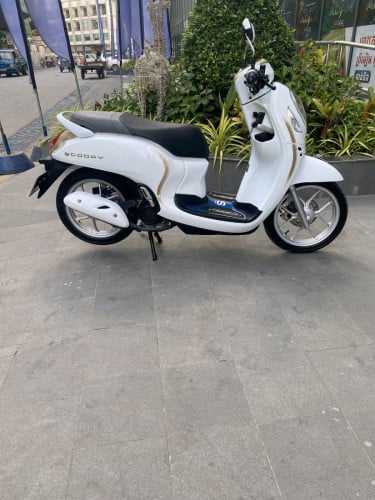 Honda scoopy 2021