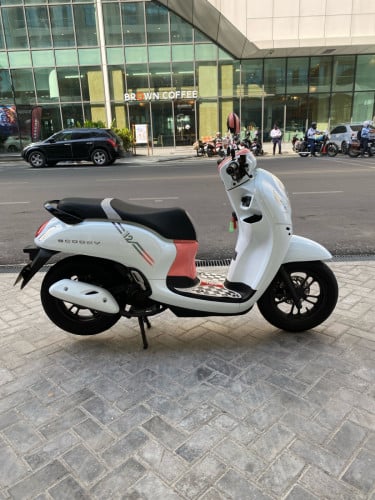 Honda scoopy 2022