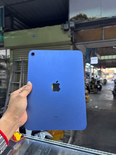 iPad 10th generation 64G WiFi សានុំស្រីុន មានខេសមួយ