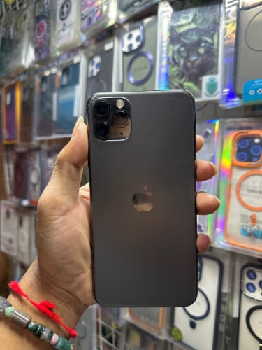 iPhone 11 promax 64G zin all លក់155$🖤ចចារបាន