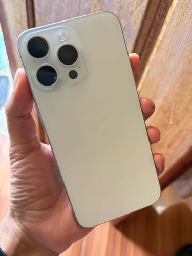 Iphone 15Promax 256G bypass WiFi ធ្លាប់ដូរអេក្រង់ហ្សីនចិន