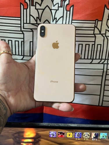 iPhone XS Max / 64g / មានស្កេន / អេក្រង់ថ្មី ថ្មដូរកាន់ 100% លក់តំលៃក្រោមទីផ្សារនៅកម្ពុជា 115$ ដាច់