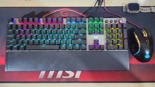 Keybord និង mose លក់ទាំង​2