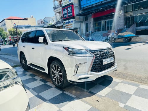 Lexus 570/2016 full option ហ្សុីនម៉ាជុំ ម្ចាស់ដើមផ្ទាល់