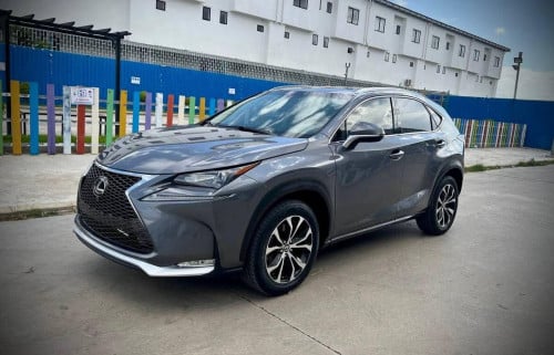 LEXUS NX200t 2015 4ប៊ូតុង ប៉ុង2