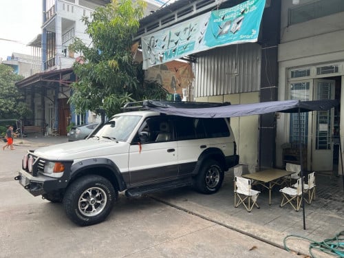mitsubishi montero 1997 off road​ 7xxx$
