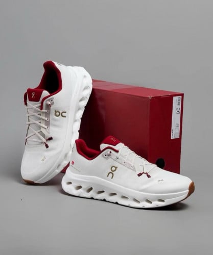 On Cloudtilt Running Shoes