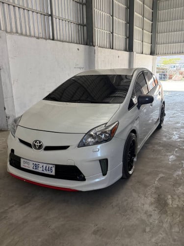 Prius 010 Option 5 Advance