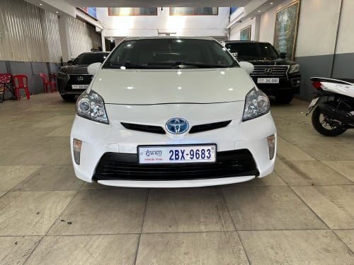 Prius 012 option ក្នុងលឿង ពួកស្បែកសុីន កៅអីចុច