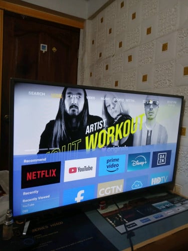 Smart tv 43" ថ្មី99%