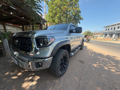 Tundra 08ប៉ុង2 ហ្កាស់រួច