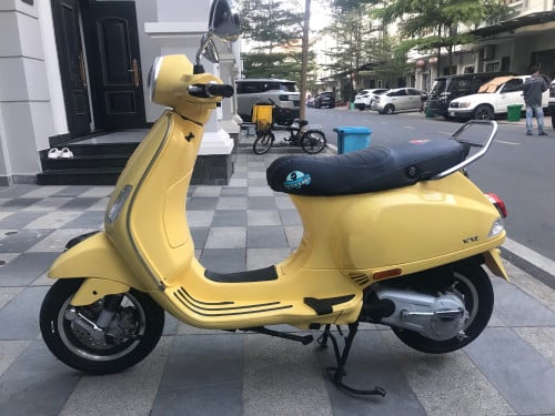 Vespa 125CC/ 2019