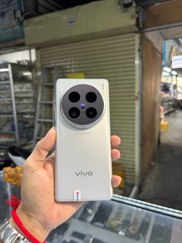 Vivo X100Utra 256G Ram12G sim2 CH ម៉ាសុីនសានុំ99%