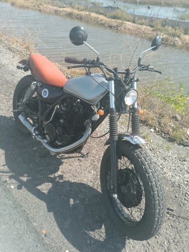 Yamaha sr 400