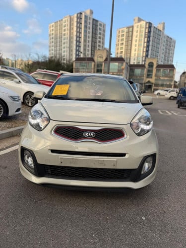 ឡាស្អាត​