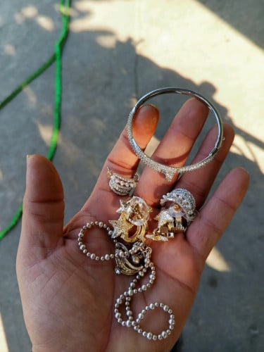 សុខសប្បាយហេងៗនៅស្អាតទាំងអស់