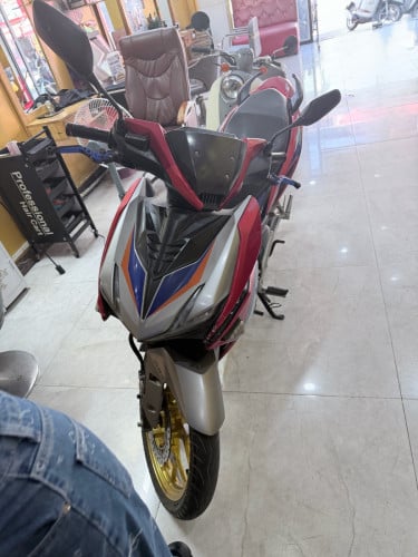 ម៉ូតូហុងដាល្អណាស់